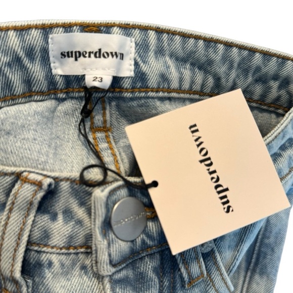 Superdown | NEW Marilyn Denim Ankle Jean in Light Blue Wash Size 23 - Picture 4 of 4